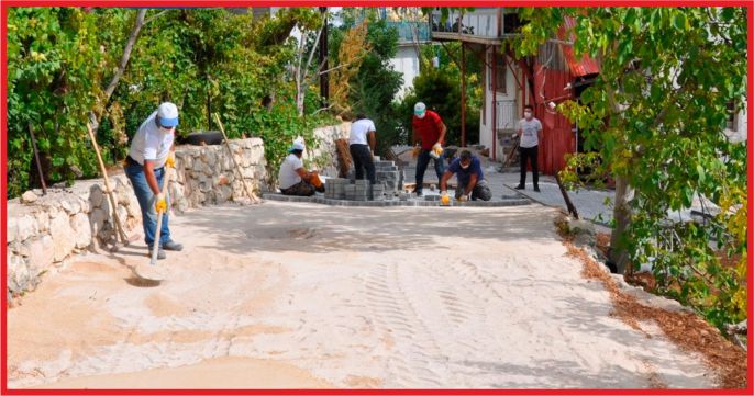 ERMENEK’DE KİLİTLİ PARKE HİZMETİ