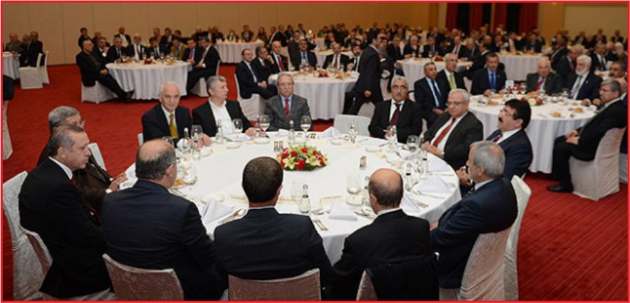 BAŞBAKAN ESKİ AK PARTİ MİLLETVEKİLLERİYLE BİR ARAYA GELDİ