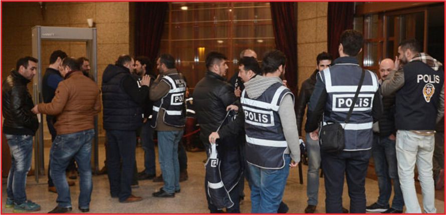 'PARALEL YAPI' OPERASYONUNDA 10 TUTUKLAMA