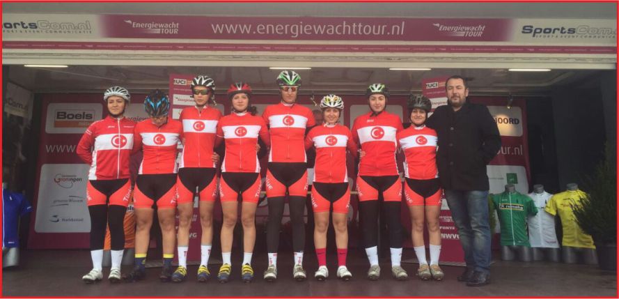 BİSİKLETİN PERİLERİ HOLLANDA’DA DOLUDİZGİN