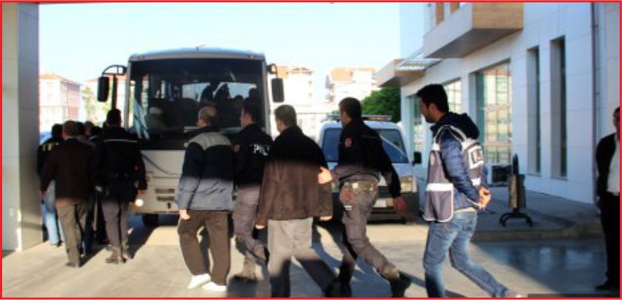 İKİ YÜZLÜSÜNÜZ !