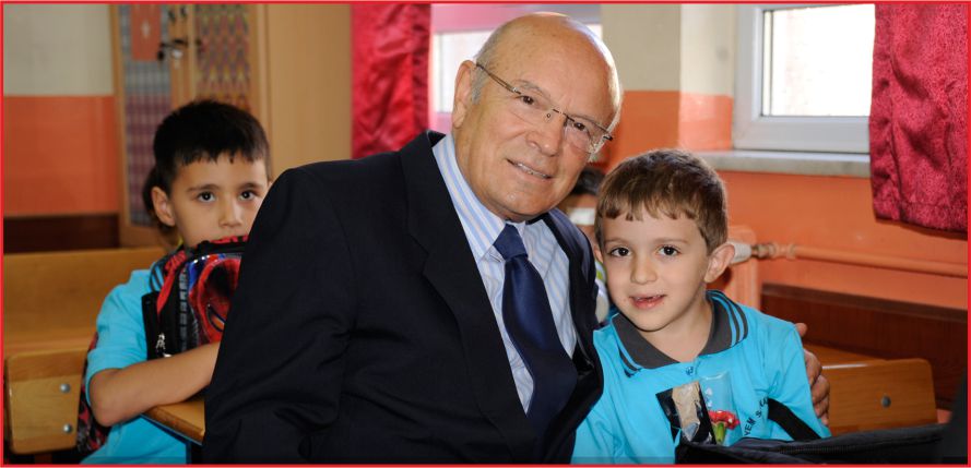 BELEDİYE OKULLARA HAYAT VERİYOR