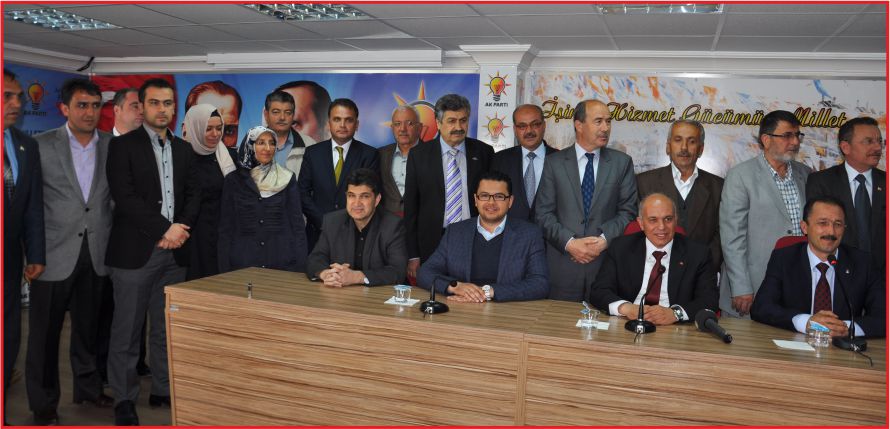 AK SAÇLI GÜNGÖRER Mİ ?