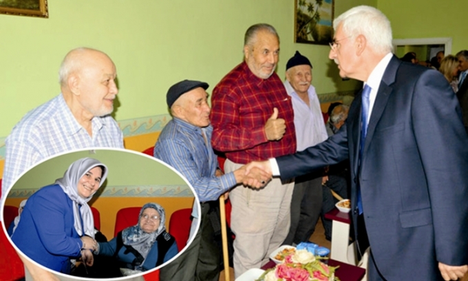 BAYRAM SEVİNCİNİ YAŞATTILAR