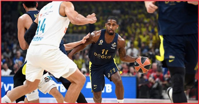 FENERBAHÇE DOĞUŞ AVRUPA İKİNCİSİ