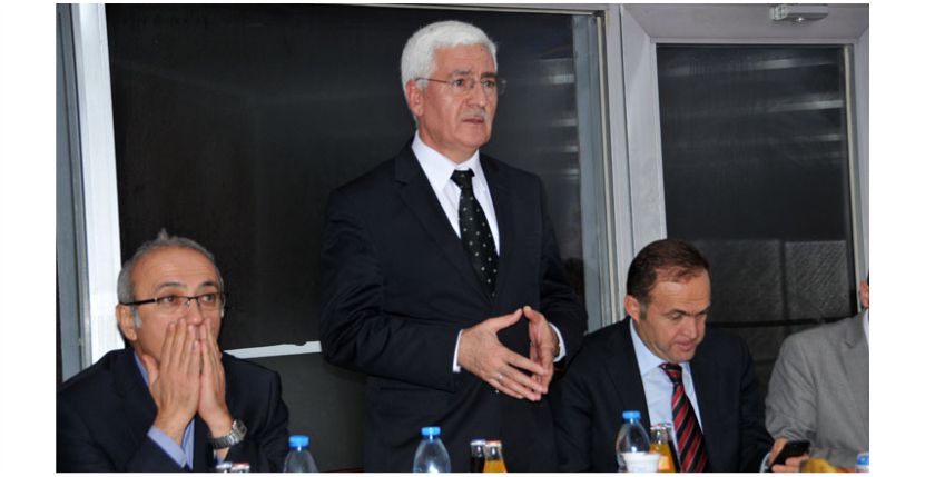 VALİ KOCA TAŞELİ’DE SORUNLARI DİNLEDİ !