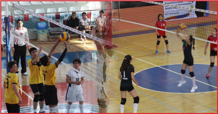 FİLENİN YILDIZLARI KARAMAN’DA SAHNE ALACAK