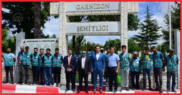 HÜKÜMLÜLER ŞEHİTLİKLERİ TEMİZLEDİ
