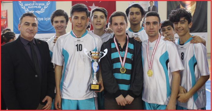 İDMANYURDU İLE SPOR LİSESİ ŞAMPİYON