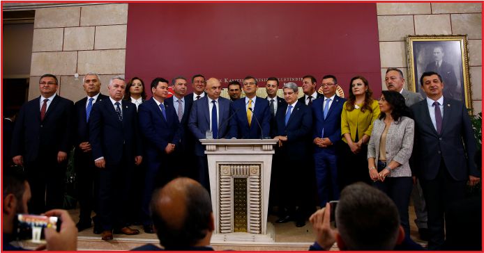 İYİ PARTİ'YE GEÇEN 15 VEKİL GERİ DÖNDÜ!