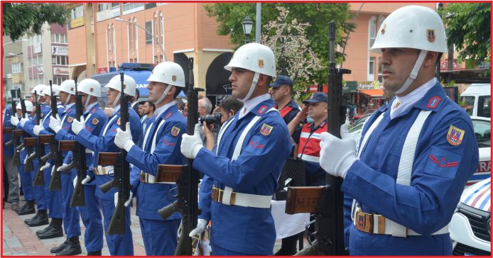 "JANDARMA, TÜRKİYE CUMHURİYETİ'NİN GÜCÜ VE TEMİNATIDIR"