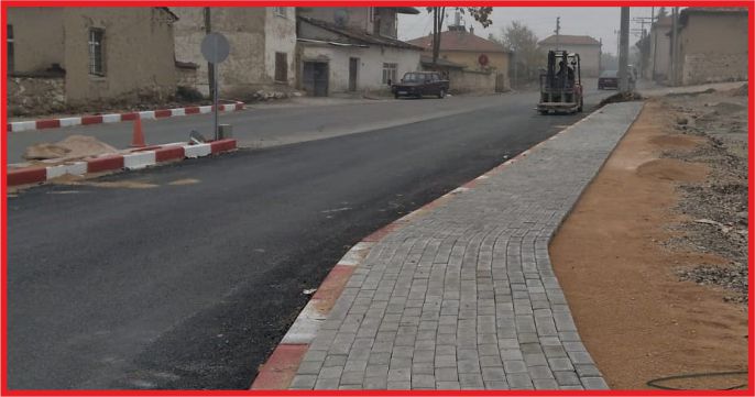 KALDIRIM ÇALIŞMALARI FARKLI BÖLGELERDE DEVAM EDİYOR