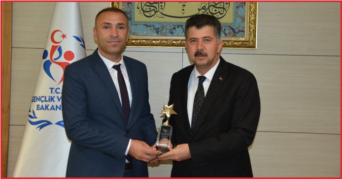 KARAMAN GENÇLİK MERKEZİ’NE ÖDÜL
