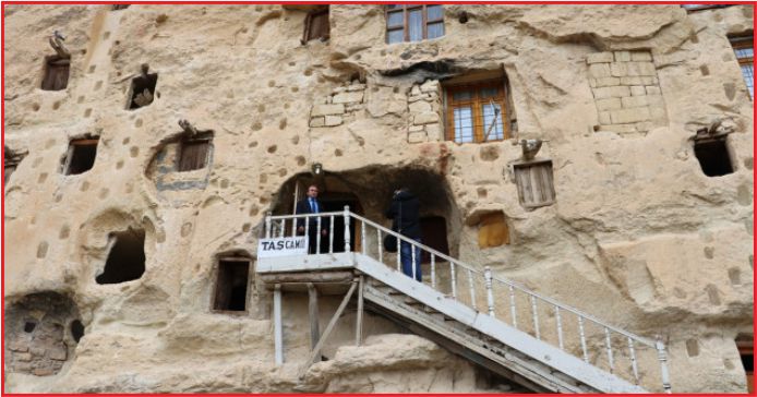 KARAMAN’IN ‘TAŞ MESCİT’İ ZİYARETÇİLERİNİ BEKLİYOR