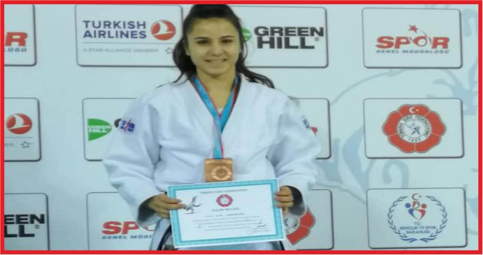 KARAMANLI JUDOCUDAN BRONZ MADALYA
