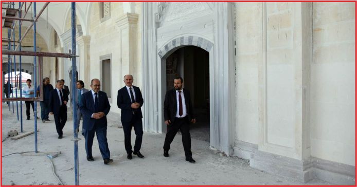KARAMANOĞLU MEHMETBEY CAMİİ  DESTEK BEKLİYOR