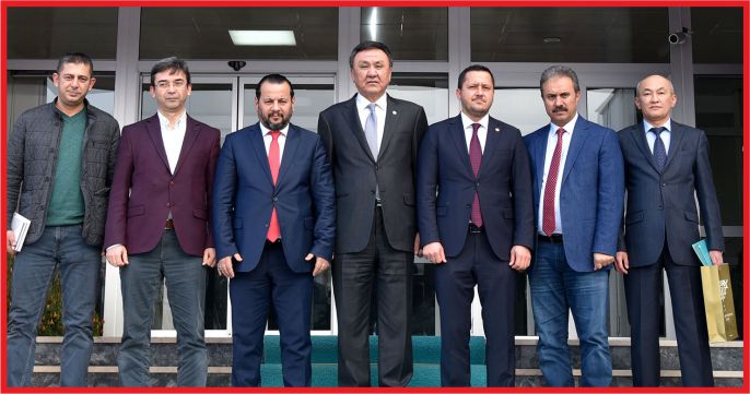 KIRGIZİSTAN ANKARA BÜYÜKELÇİSİNDEN REKTÖR AKGÜL'E ZİYARET