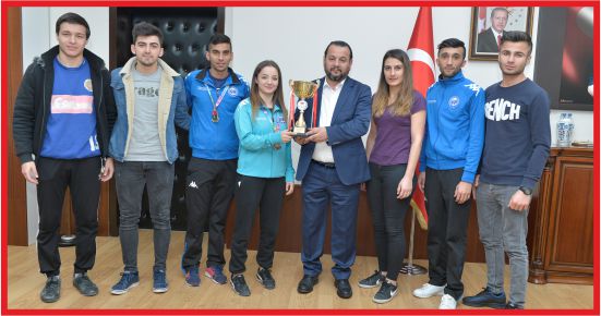 KMÜ MUAY THAİ TAKIMI TÜRKİYE İKİNCİSİ OLDU