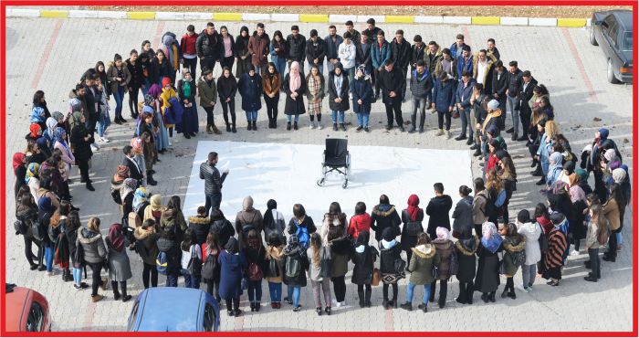 KMÜ’DE ‘ENGELLERİ KALDIR’ TEMALI ETKİNLİK DÜZENLENDİ