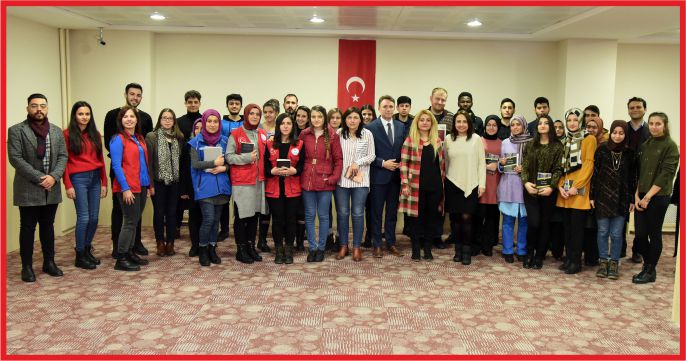 KMÜ’DE KİTAP OKUMA HALKASI