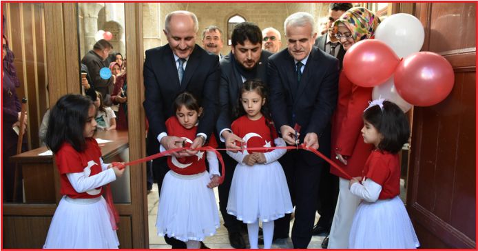 MELEK HATUN ANAOKULUNDAN YER GÖK ŞANLI BAYRAĞIMIZ SERGİSİ