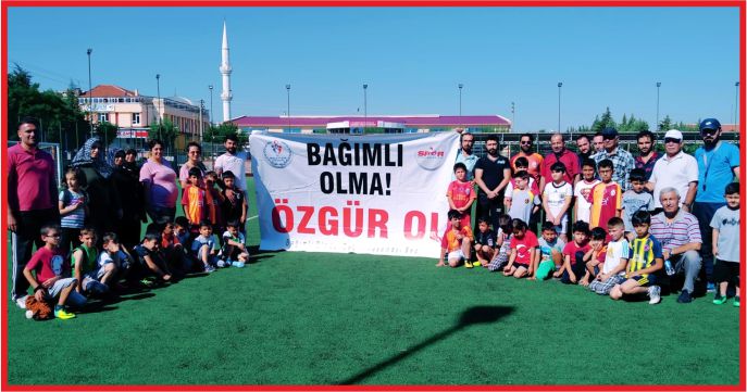 MEYDANLARDA SPOR YAPARAK ‘UYUŞTURUCUYA HAYIR’ DEDİLER