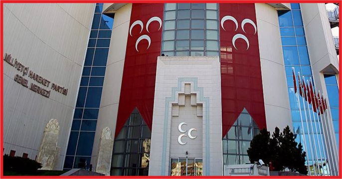 MHP’DE 8 İLÇE BAŞKANI GÖREVDEN ALINDI
