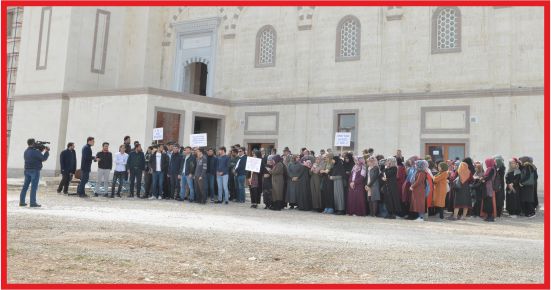 ÖĞRENCİLER, EZANA SAHİP ÇIKTI