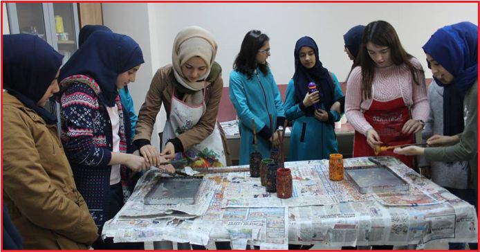 ÖĞRENCİLERDEN KARAMAN GENÇLİK MERKEZİNE ZİYARET