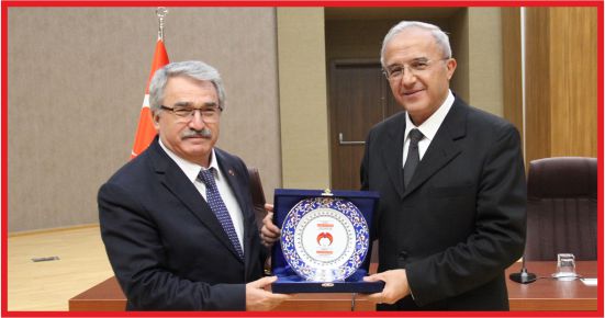 “ÖNÜMÜZÜ GÖREBİLMEK İÇİN TARİHİMİZİ BİLMELİYİZ”