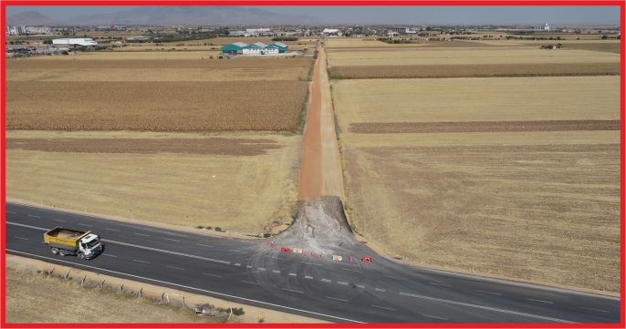 SANAYİ CADDESİNİN 2. OSB YOLUNA BAĞLANTI YOLUNU YENİLEYOR