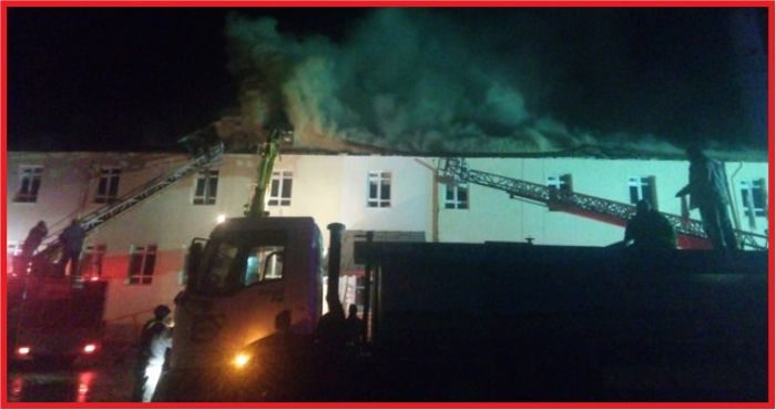 SARIVELİLER DEVLET HASTANESİ ÇATISINDA YANGIN