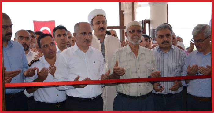 ŞEHİT ÖMER HALİSDEMİR CAMİSİ İBADETE AÇILDI