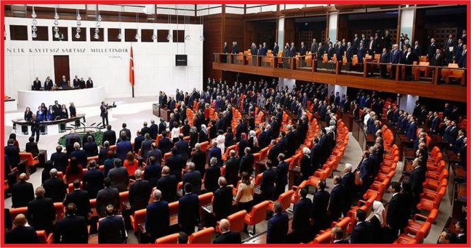 SİYASETTE KORONAVİRÜS TEDBİRLERİ