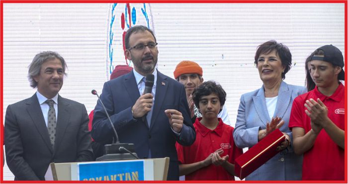 "SPORU, FUTBOLDAN İBARET SAYMIYORUZ"