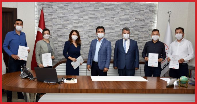 TEMİZLİĞİNİ TESCİLLEYEN OKULLAR BELGELERİNİ ALDI