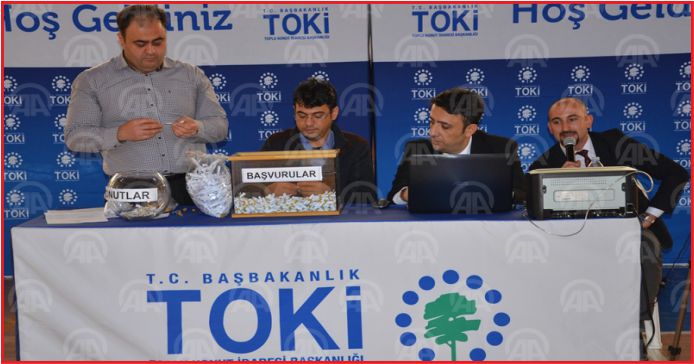 TOKİ KONUTLARI İÇİN KURA ÇEKİLDİ