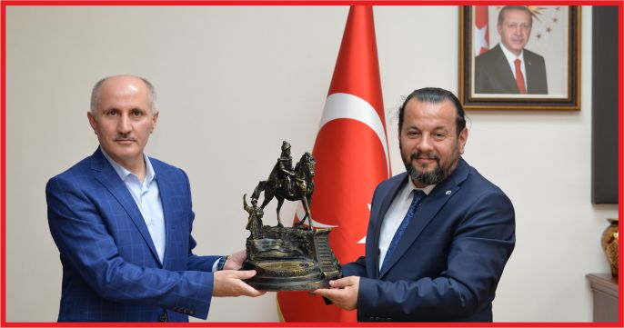 VALİ MERAL, REKTÖR AKGÜL’E VEDA ZİYARETİNDE BULUNDU