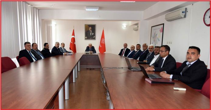 VALİ MERAL SEÇİM TOPLANTISI YAPTI