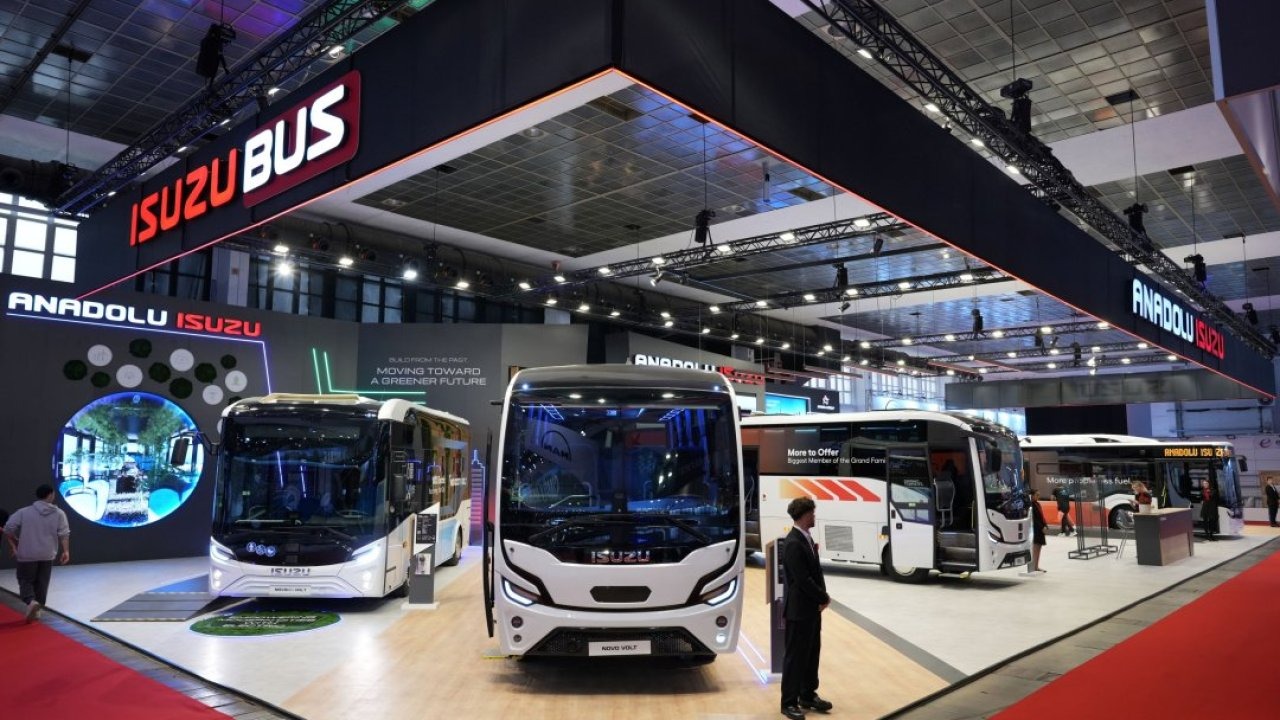 Anadolu Isuzu Busworld Europe 2025'te yenilikçi modellerini sergiledi