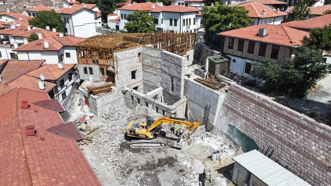 Ankara Kalesi&#039;nde &quot;gastronomi merkezi&quot; için çalışmalar başladı