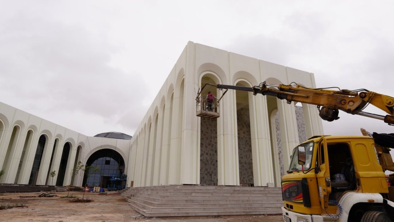 Bahçeli'nin hibe ettiği Hacıbektaş'taki arsaya inşa edilen cemevi külliyesi yarın açılacak