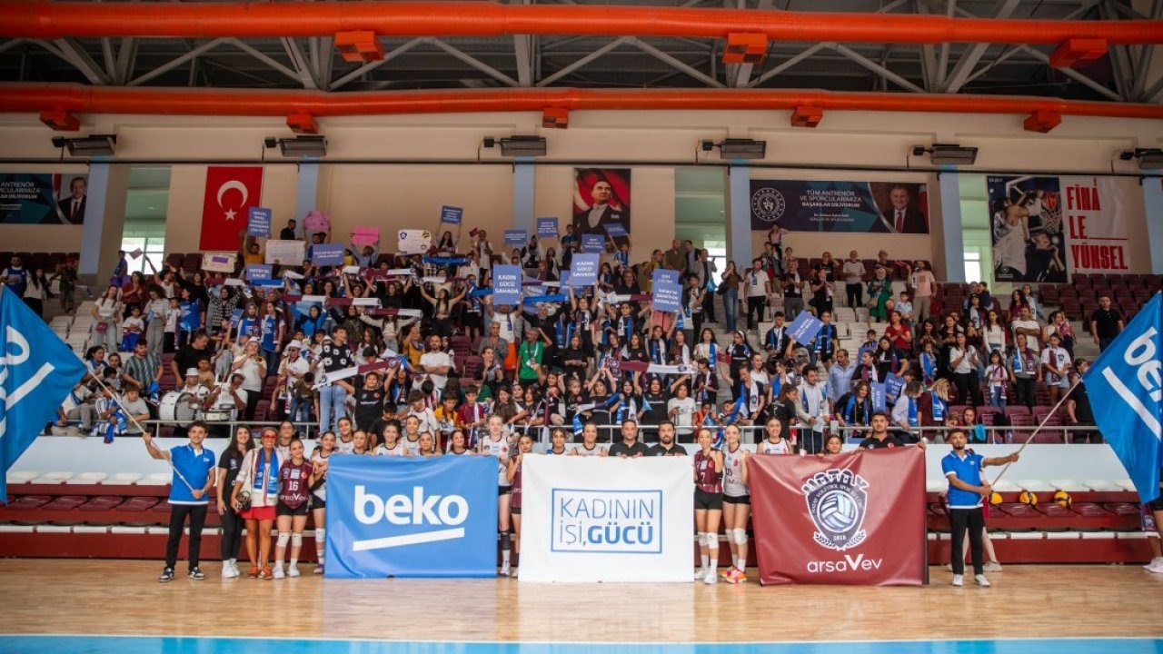 Beko&#039;dan arsaVev Hatay Kadın Voleybol Takımı&#039;na destek