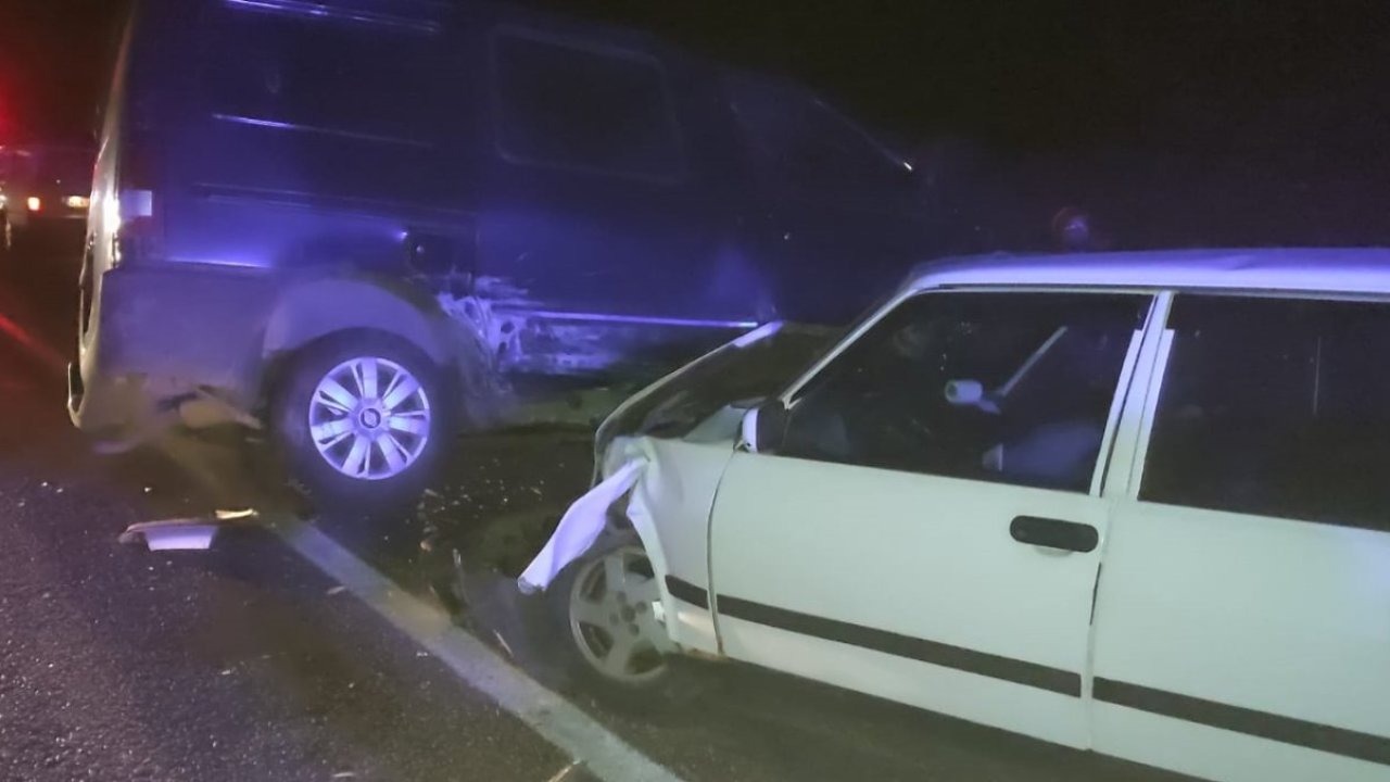 Derebucak'ta trafik kazasında 2 kişi yaralandı