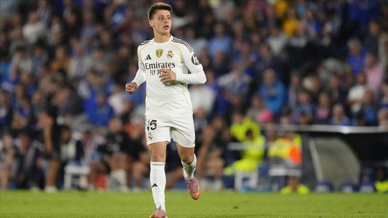 Ekim ayının futbolcusu seçildi