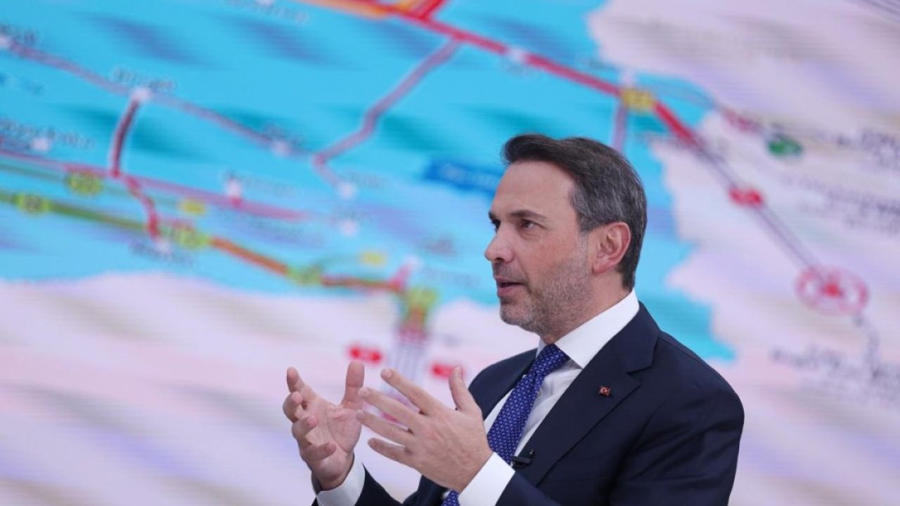 Enerji ve Tabii Kaynaklar Bakanı Bayraktar, Diyarbakır'da 4 sahada 24 sondaj yapılacağını açıkladı: