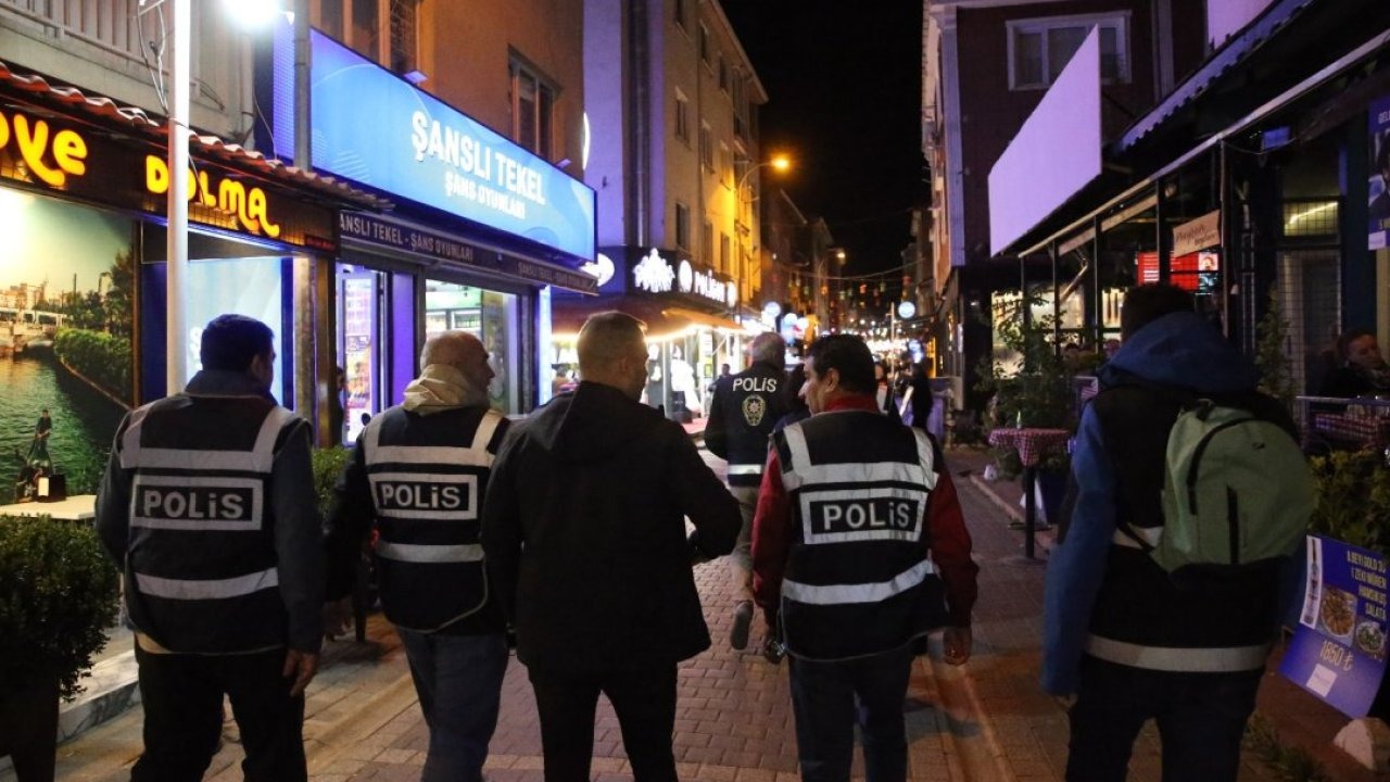 Eskişehir'de 500 polisin katılımıyla asayiş ve trafik uygulaması yapıldı