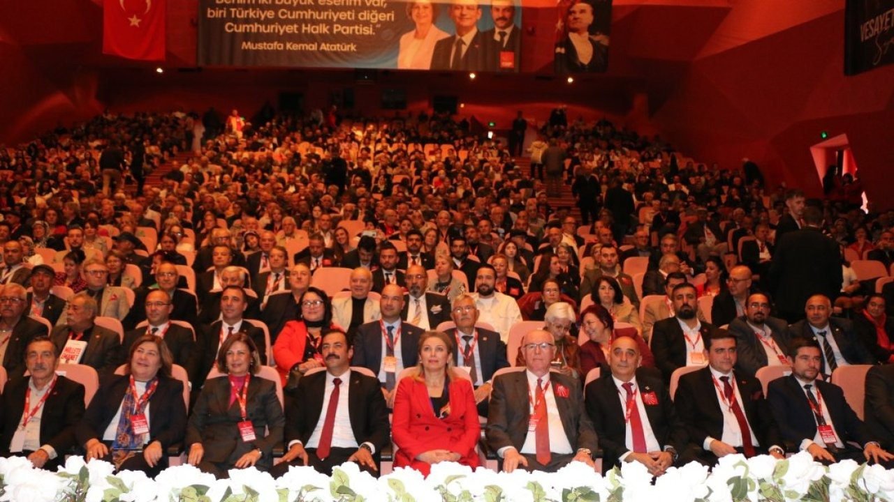 Eskişehir'de CHP 39. Olağan İl Kongresi yapıldı