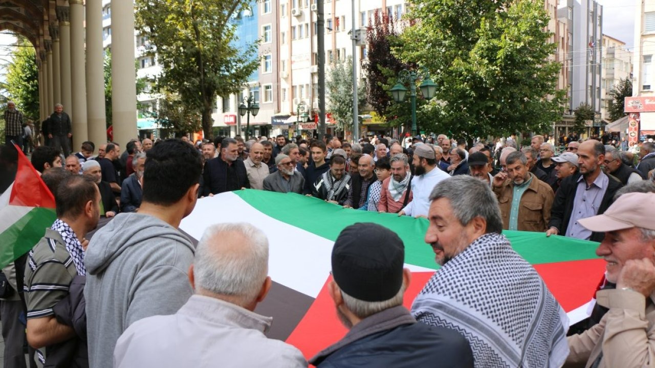 Eskişehir&#039;de Filistin&#039;e destek yürüyüşü düzenlendi
