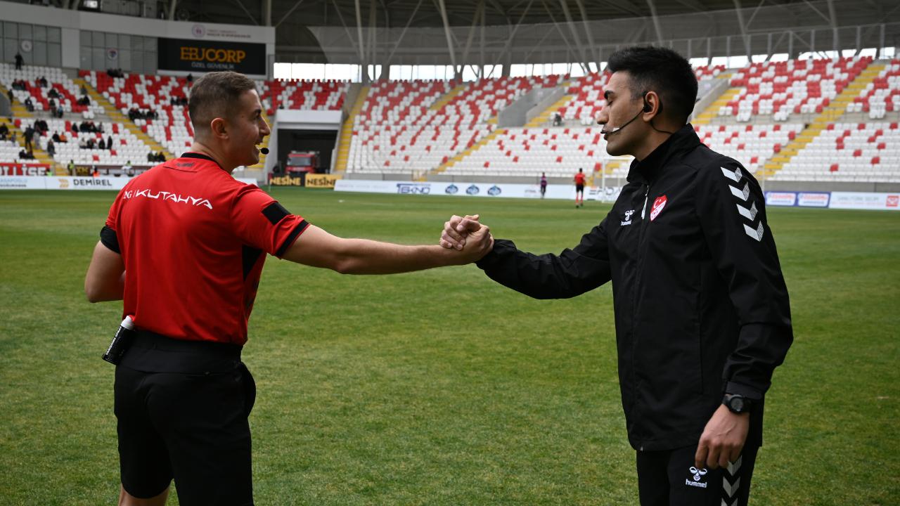 İstanbul'da Serkan Pınar düdük çalacak